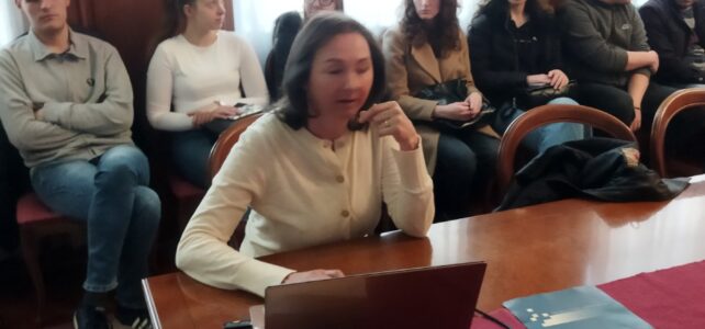ОДРЖАНА 16. ТРИБИНА ВУКОВЕ ЗАДУЖБИНЕ ОДРЖАНА 16. ТРИБИНА ВУКОВЕ ЗАДУЖБИНЕ